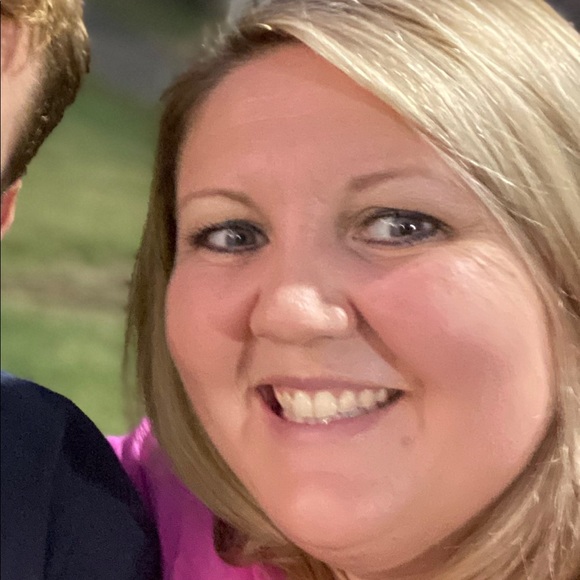 Meet your Posher, Kimberly - Picture 1 of 1